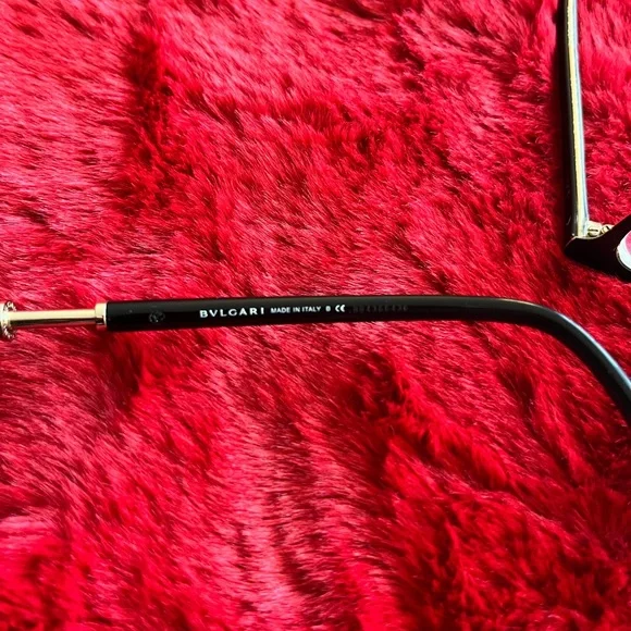 BVLGARI
BV8235 black sunglasses - Picture 4 of 7